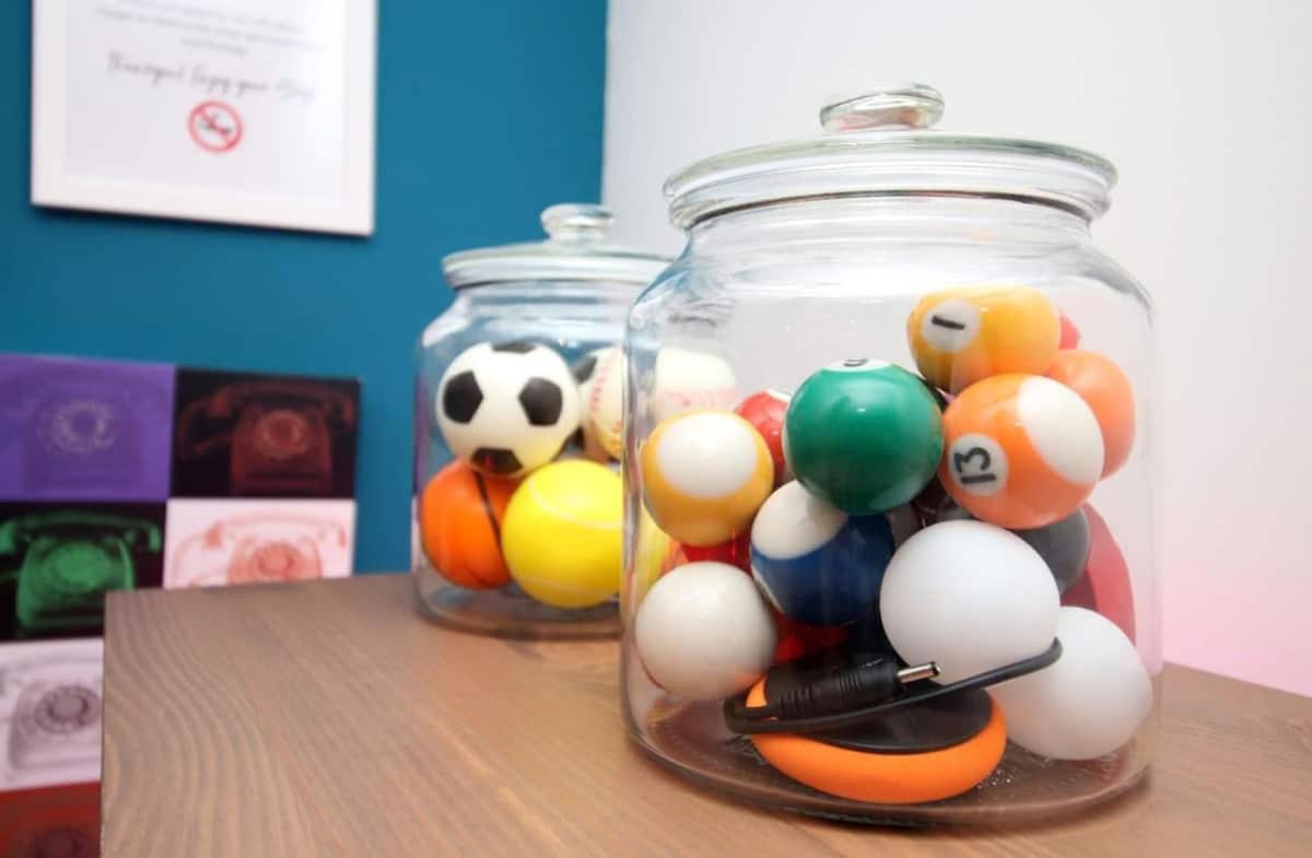 Exquisite Clifton Gem - Football Table Бристоль Экстерьер фото